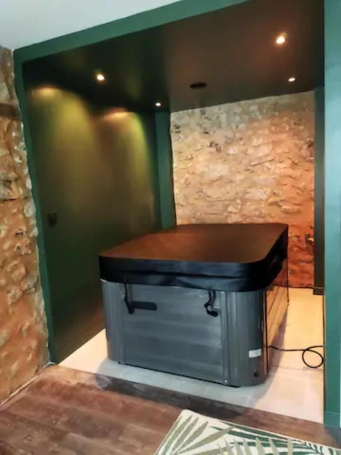 Spa Mensignac Apartment